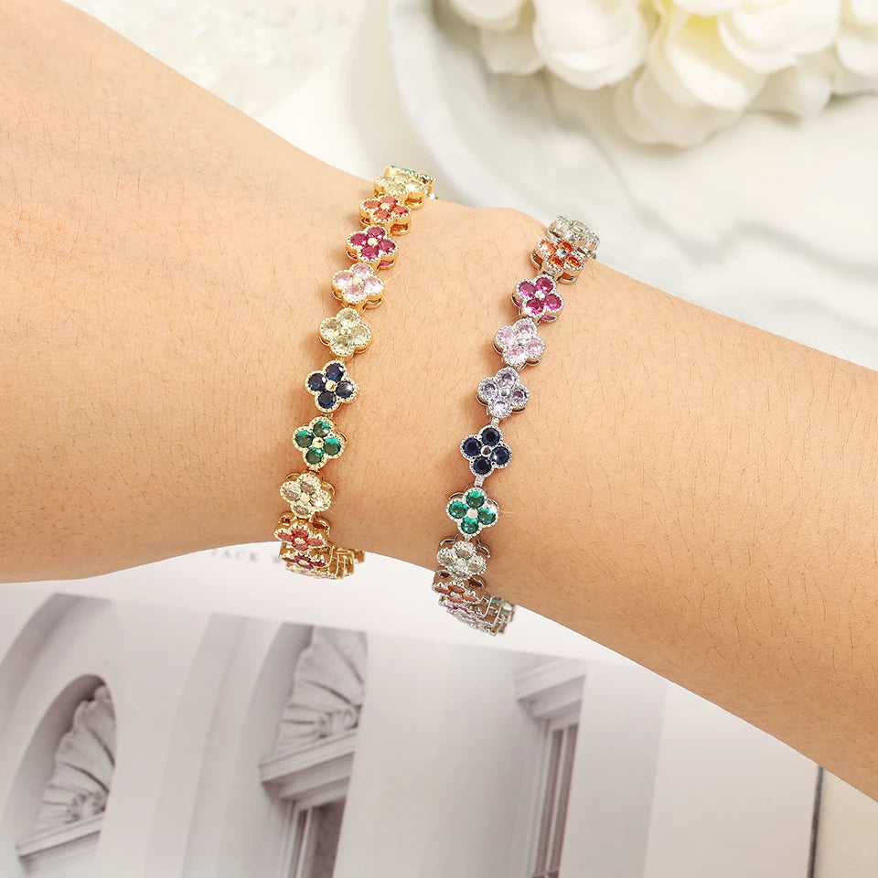 Lucky Four-Leaf Clover Bracelet for Women Buling Zircon Flowers Stainless Steel Bracelets Daily Wedding Wear Jewelry